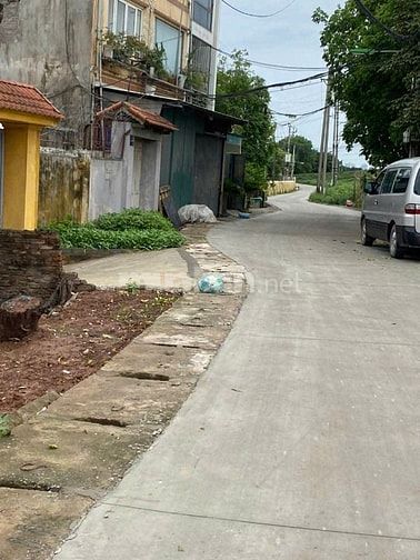 BÁN ĐẤT MẶT ĐƯỜNG GOM TỨ HIỆP - 65M2 - SỔ NỞ HẬU - Ô TÔ TẢI TRÁNH 