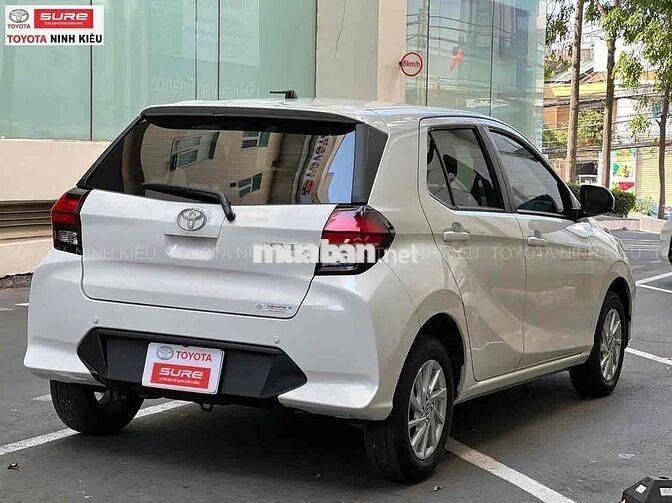 Toyota Wigo 2025 1.2G Trắng 7500 km