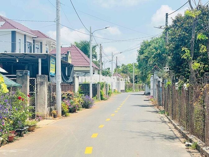 HẠ GIÁ BÁN GẤP – LÔ ĐẤT ĐẸP MẶT TIỀN TRẦN QUANG DIỆU, THỊ TRẤN ĐẤT ĐỎ
