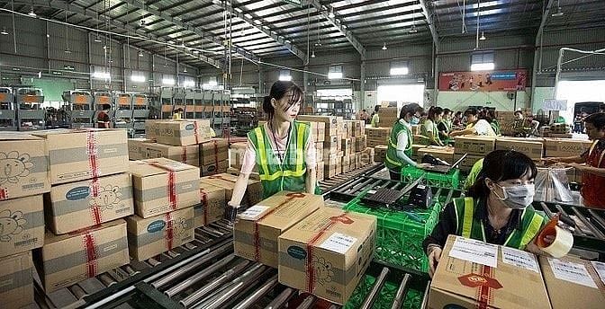 🔥Quý 2-  Cần Tuyển Liền Nhân Viên Kho Hàng. Ưu tiên A/c Trung Tuổi.