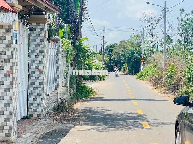 HẠ GIÁ BÁN GẤP – LÔ ĐẤT ĐẸP MẶT TIỀN TRẦN QUANG DIỆU, THỊ TRẤN ĐẤT ĐỎ