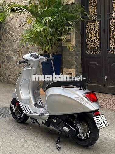 Piaggio Vespa Sprint Bạc Máy zin