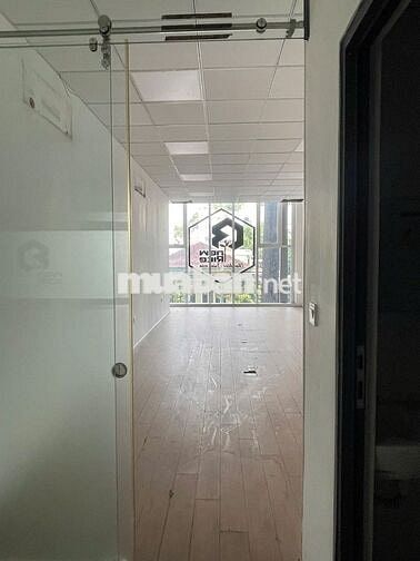 **CHO THUÊ NGUYÊN CĂN SƯƠNG NGUYỆT ÁNH Q1 - NGANG 5M NỞ HẬU**