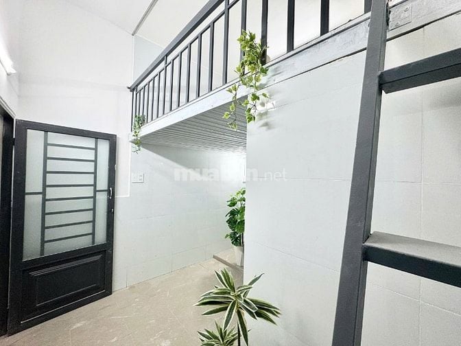 Gần ngã 4 Thủ Đức, khu CNC, Phòng mới xây 100% khai trương,có máy lạnh