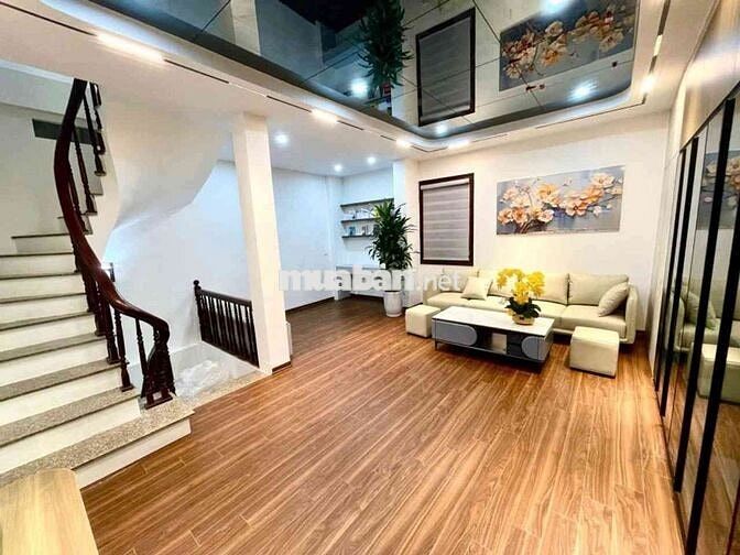 1 căn 30M  5 tầng MT 6m Nội thất cao cấp Kiến Hưng Hà Đông