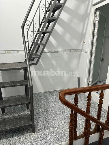 Phòng trọ sạch sẽ, thoáng mát,  Gần trường, dễ đi lại