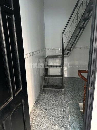 Phòng trọ sạch sẽ, thoáng mát,  Gần trường, dễ đi lại