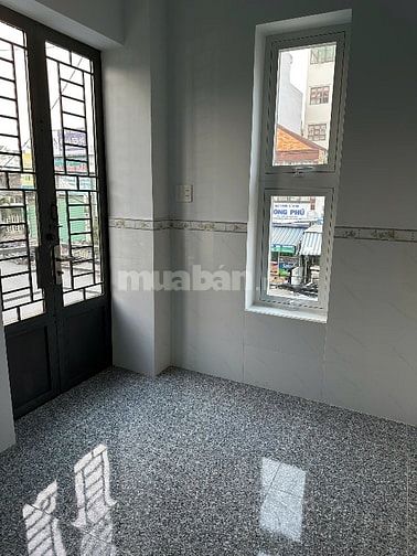 Phòng trọ sạch sẽ, thoáng mát,  Gần trường, dễ đi lại