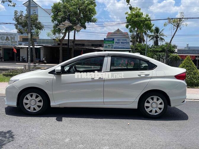Honda City 2017 Số sàn Trắng