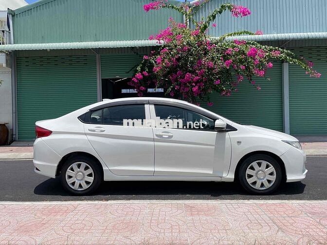 Honda City 2017 Số sàn Trắng