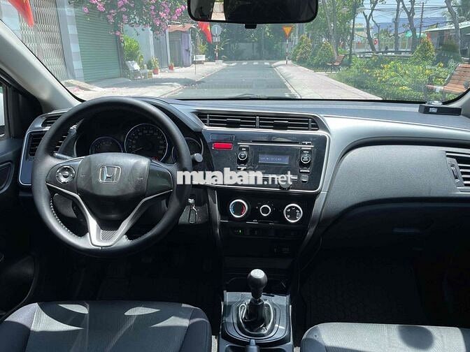 Honda City 2017 Số sàn Trắng
