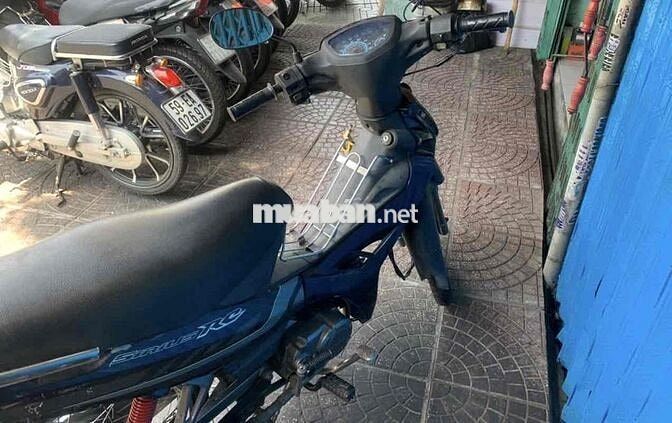 Yamaha Sirius màu Xanh đen