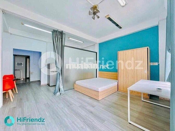 Phòng Tách bếp có ban côg 32m2 gần nhà thờ Nam Hải