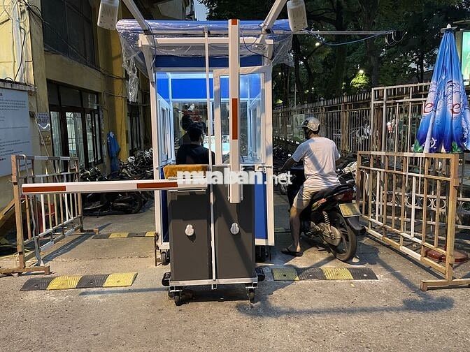 Tuyển dụng bảo vệ sân bóng