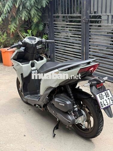 Honda Vario 125 2025 Xám 4000km Smartkey
