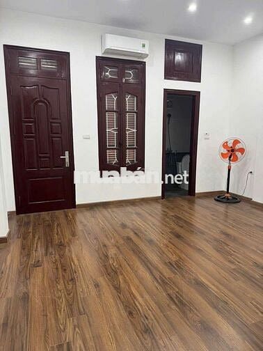 🏡 CHO THUÊ NHÀ NGỌC LÂM – 3 TẦNG RỘNG 79m – GIÁ TỐT 15TR/TH