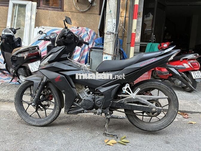 Honda Winner Đen