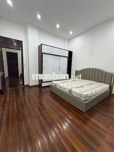 🏡 CHO THUÊ NHÀ NGỌC LÂM – 3 TẦNG RỘNG 79m – GIÁ TỐT 15TR/TH