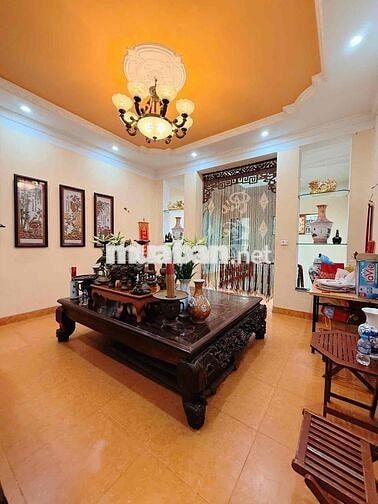 CẦU GIẤY HƠN 20tỷ, 75m x OTÔ ĐỖ CỬA - KINH DOANH