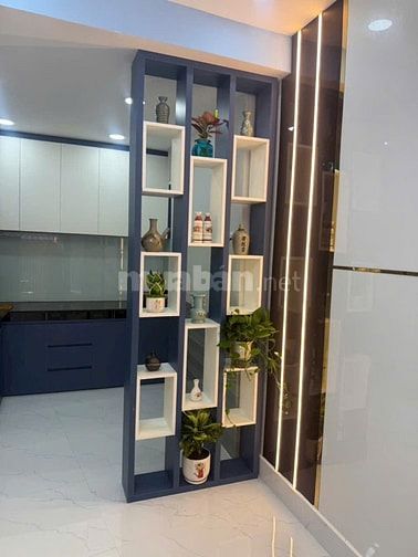 ☎️☎️BÁN NHÀ ĐẸP 3 PHÒNG NGỦ - HẺM XE HƠI - NGUYỄN VĂN QUỲ - QUẬN 7
