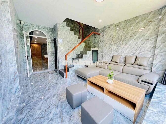 Chính chủ bán nhà trung tâm Đà Lạt 64m2, đường 6m, thiết kế sẵn làm Ho