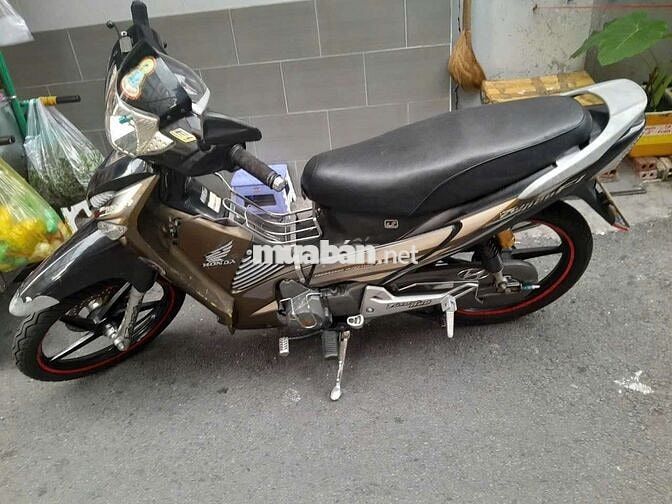 Honda Future Nâu đen