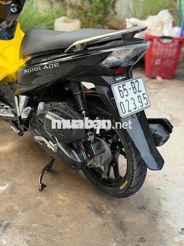 Honda Air Blade Fi 2015 Vàng đen máy zin 65 9 chủ