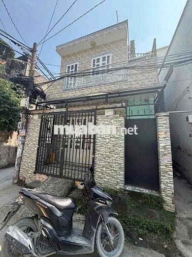 nhà thuê Nguyễn quý Yêm an lạc bình Tân DT 84m giá 8tr5