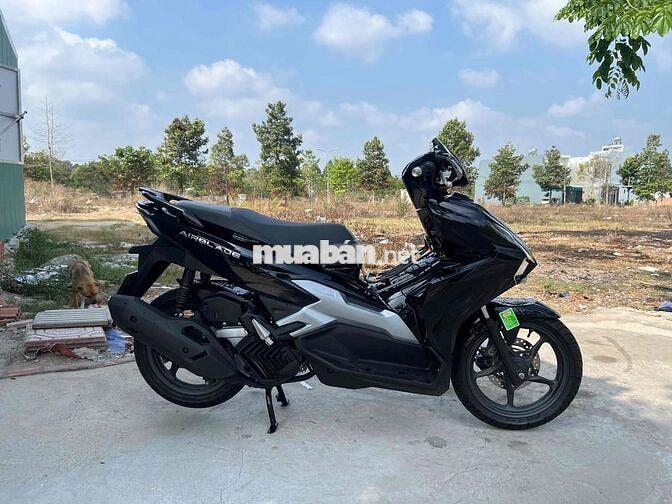 Honda Air Blade 4val 2024 Đen bán trả góp