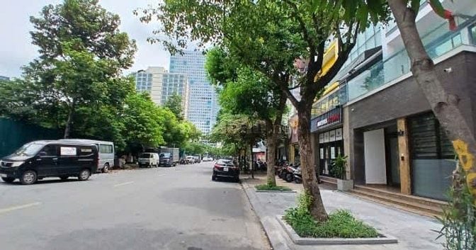 Bán nhà mặt phố Nguyễn Như Uyên - Nguyễn Chánh, 96m dòng tiền 600tr
