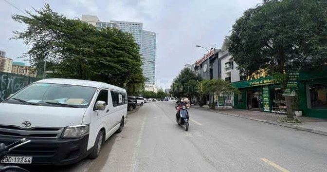 Bán nhà mặt phố Nguyễn Như Uyên - Nguyễn Chánh, 96m dòng tiền 600tr
