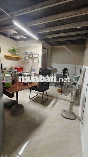 Nhà cấp 4 tổng dt 35 m đường 48 hbc thủ đức