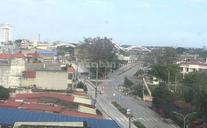 Toà nhà khách sạn 6 tầng cần bán ngay