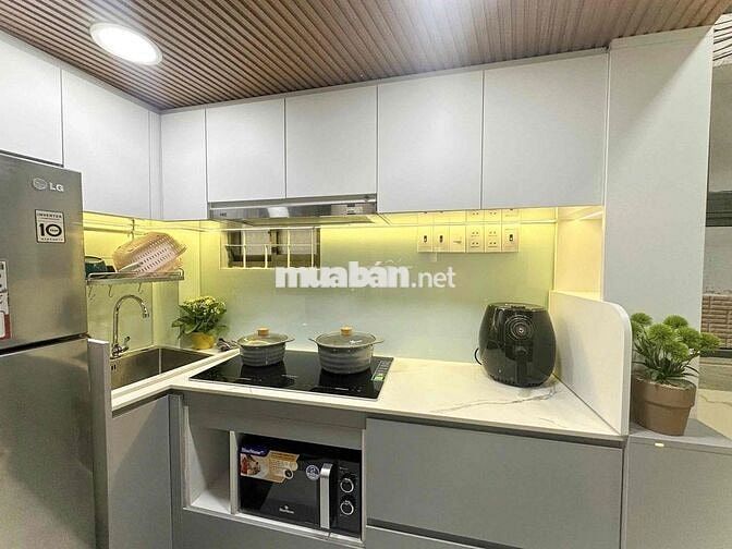 Cho Thuê Nhà Nguyên Căn - Đường Sư Vạn Hạnh - Mới Sẵn Nội Thất