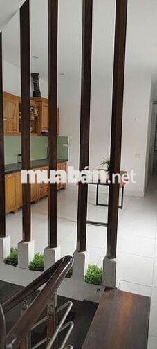 Bán nhà mặt đường Phù Ninh 4m mặt đường thuận lợi buôn bán