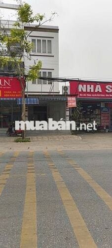 Bán nhà mặt đường Phù Ninh 4m mặt đường thuận lợi buôn bán