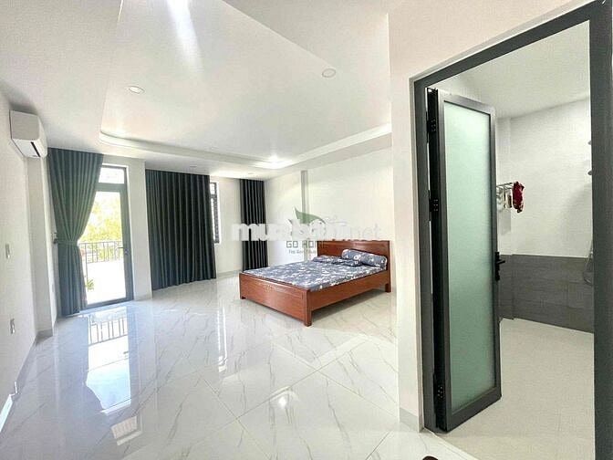 CHO THUÊ NHÀ NGUYÊN CĂN 4 TẦNG CÓ THANG MÁY NAM NHA TRANG GIÁ 25 TRIỆU
