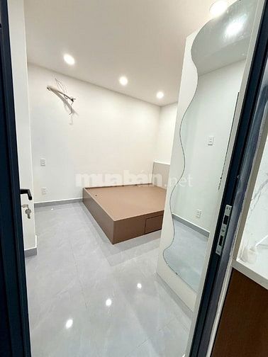 Bán nhà 68m²-ngang 6.2m giá 7.5 tỷ full nội thất tại Khánh Hội Quận 4