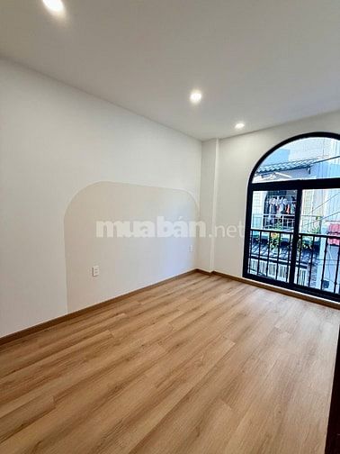 Bán nhà 68m²-ngang 6.2m giá 7.5 tỷ full nội thất tại Khánh Hội Quận 4