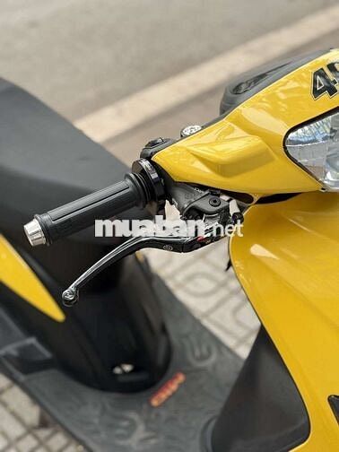 Yamaha Mio màu Vàng