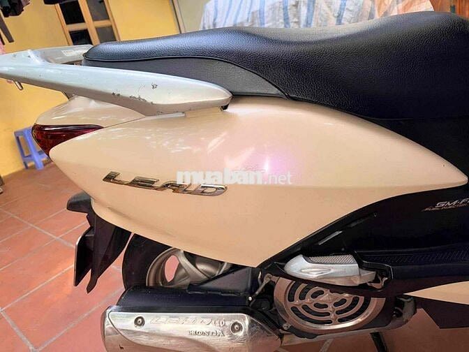 Honda Lead Vàng kem