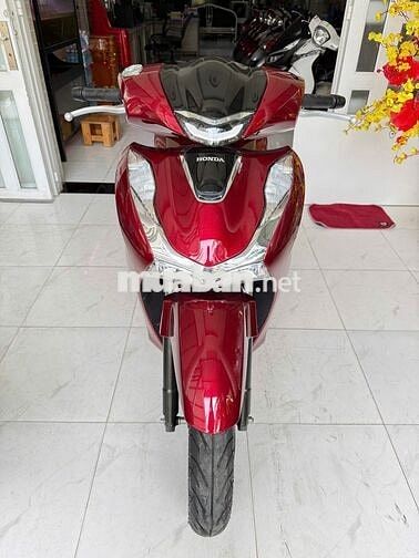Sh 160 2022 Đỏ