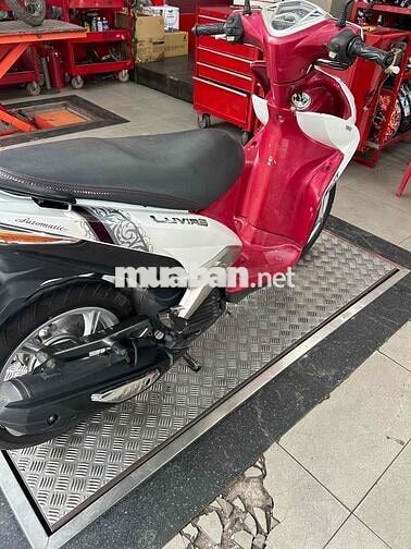 Yamaha Luvias Đỏ trắng