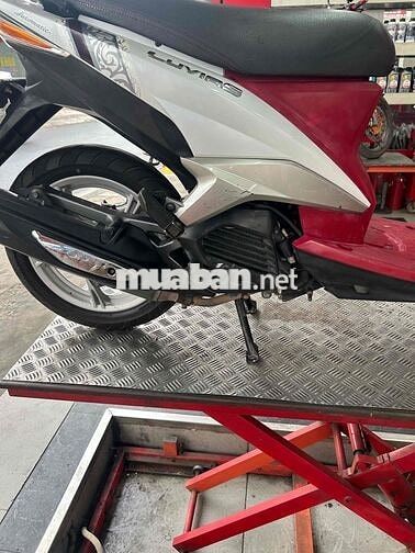 Yamaha Luvias Đỏ trắng