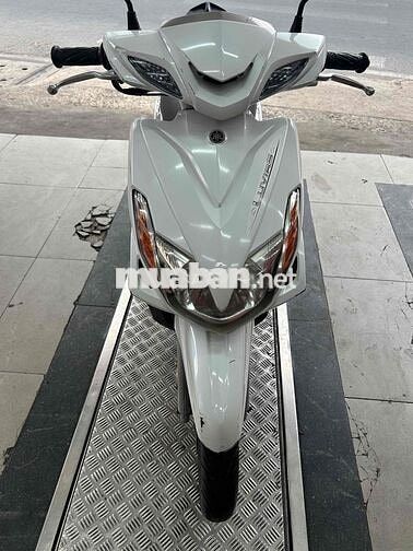 Yamaha Luvias Đỏ trắng