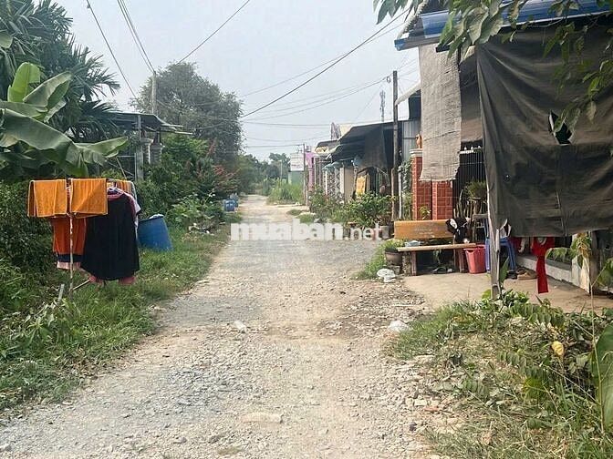 Bán đất full thổ cư ODT, đg Huỳnh Thị Hương gần chợ Trảng Bàng, 680TR