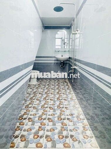 NHÀ TIỆN KINH DOANH ĐÚC 1 LẦU 5x16,77 Đ. HOÀNG PHAN THÁI.BÌNH CHANH