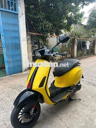 Piaggio Vespa Sprint Vàng bs47