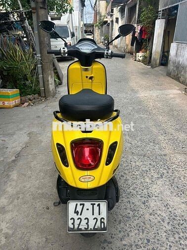 Piaggio Vespa Sprint Vàng bs47