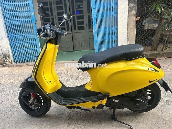 Piaggio Vespa Sprint Vàng bs47